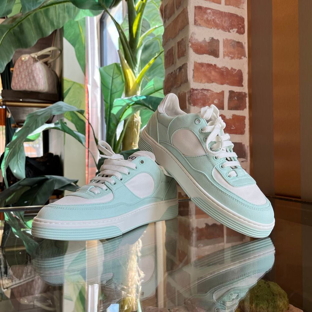 CHANEL CC Light Turquoise White Cotton Sneakers SZ37(7US)